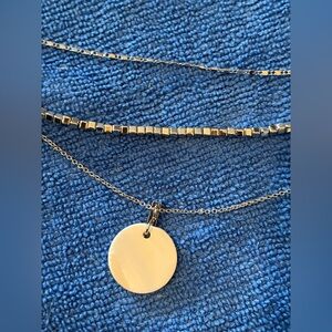 Elegant Silver Necklace with Pendant
